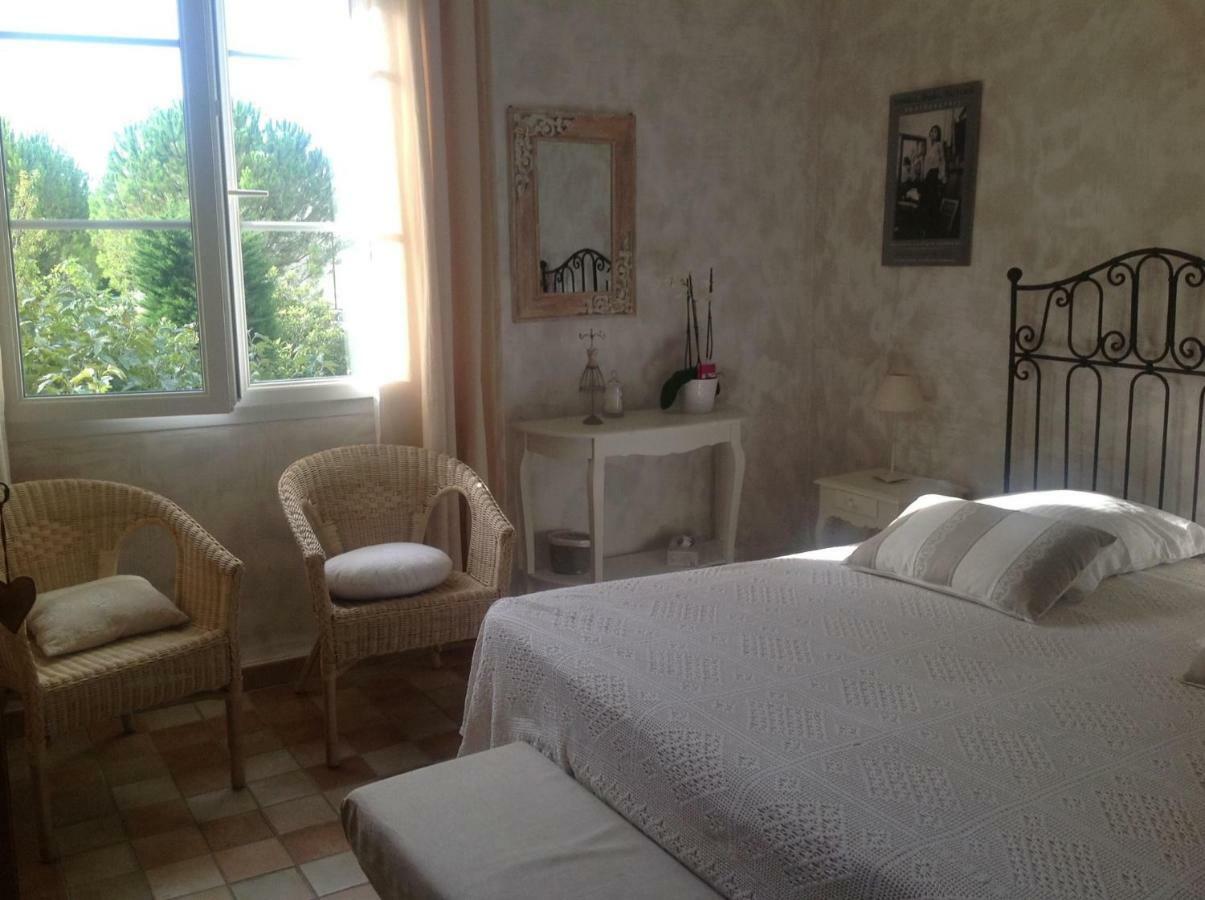Mas De La Grave Bed and Breakfast Althen-des-Paluds Εξωτερικό φωτογραφία