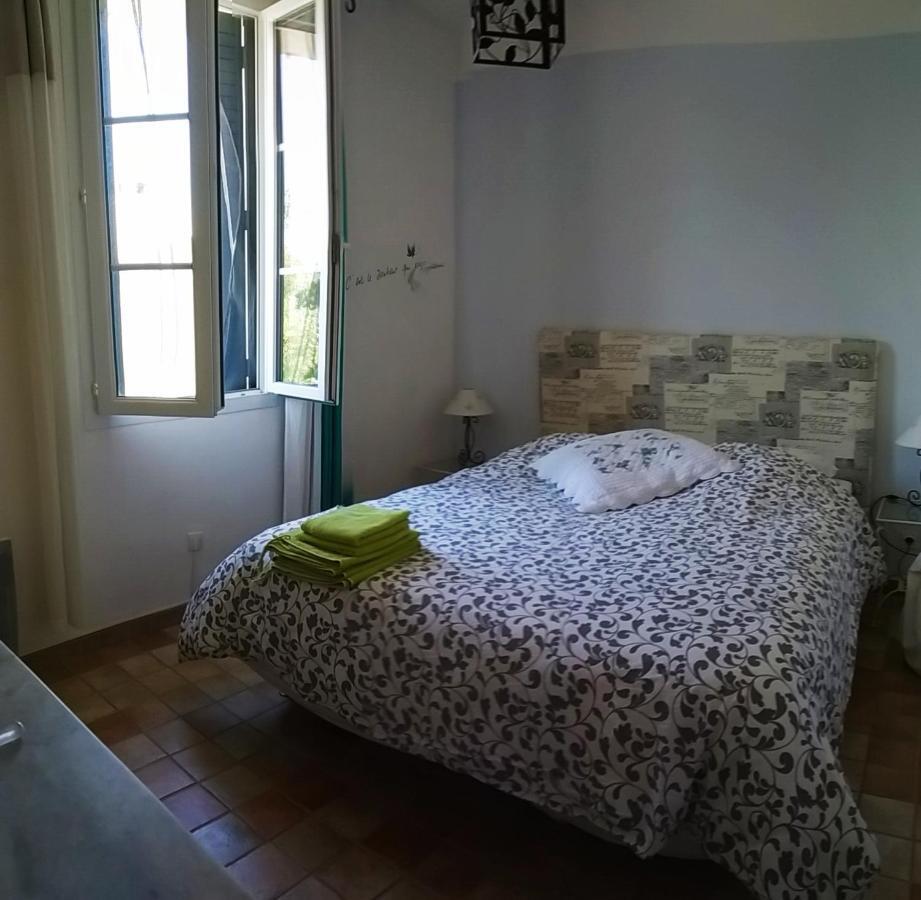 Mas De La Grave Bed and Breakfast Althen-des-Paluds Εξωτερικό φωτογραφία